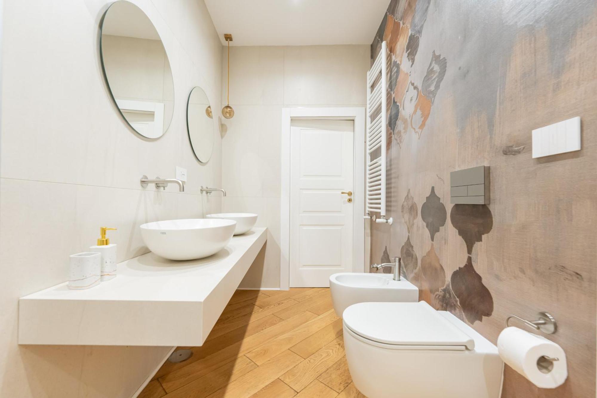 Aristocrat Chiaia Bridge Apartment Napoli Exterior foto
