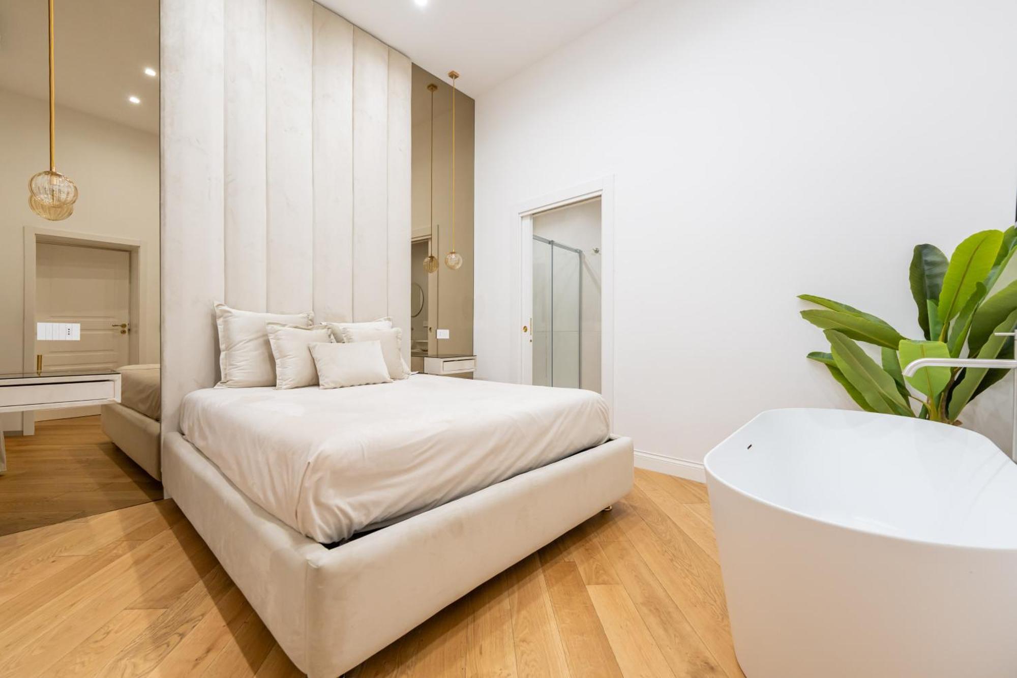 Aristocrat Chiaia Bridge Apartment Napoli Exterior foto