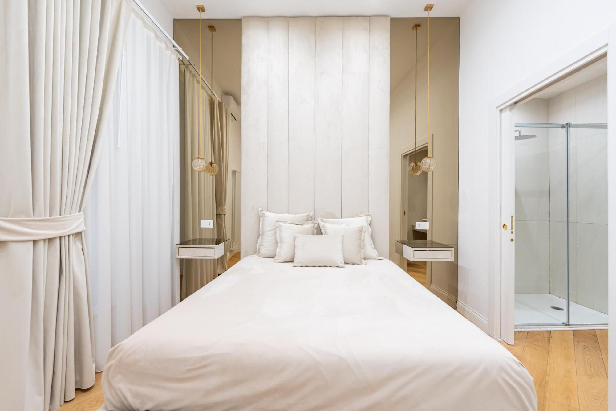 Aristocrat Chiaia Bridge Apartment Napoli Exterior foto